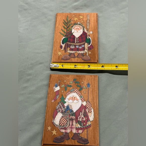 Handmade wooden Santa plaques. Vintage Santa picture on each. - Picture 2 of 5